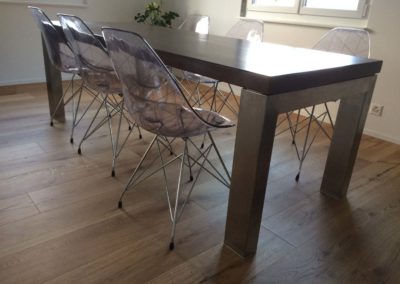 Transformation table pieds inox